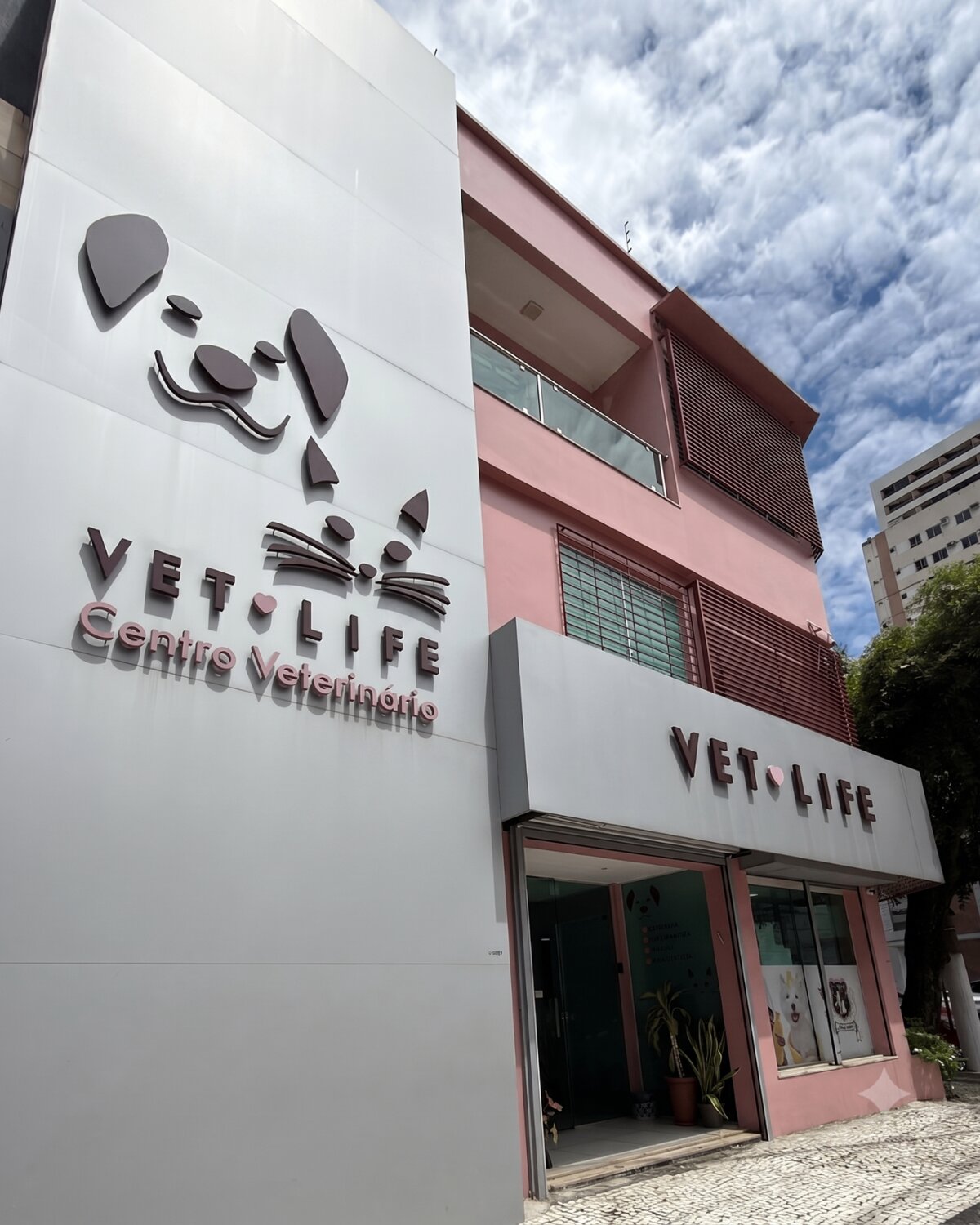Fachada do Vet Life Centro Veterinário em Belém
